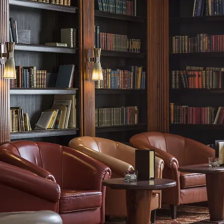 ホテル Falkensteiner